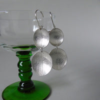 silver two larger oval leaf dish earrings