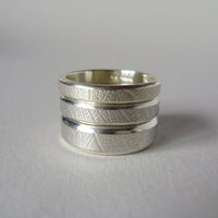 silver hand-forged 4mm leaf texture ring