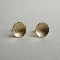 9ct yellow gold mini leaf dish studs