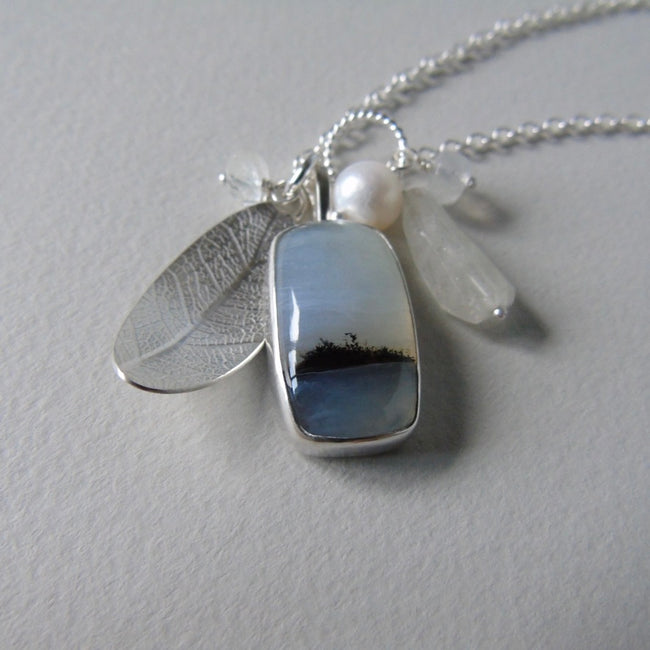 The river flows on necklace