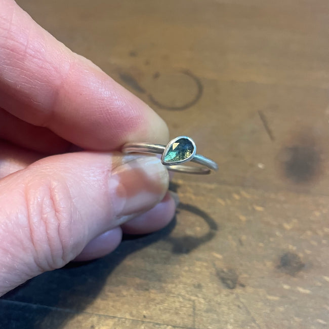 silver ring with pear green sapphire - ORDER