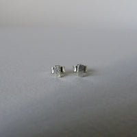 9ct solid white gold mini leaf studs