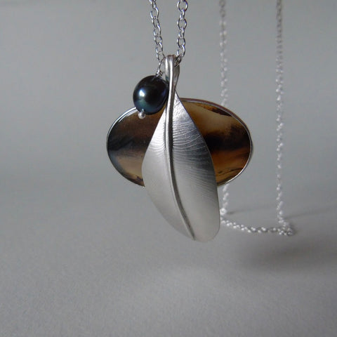 Murmuration agate charm necklace