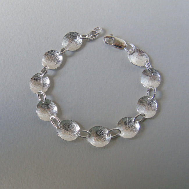 silver oval leaf dish bracelet